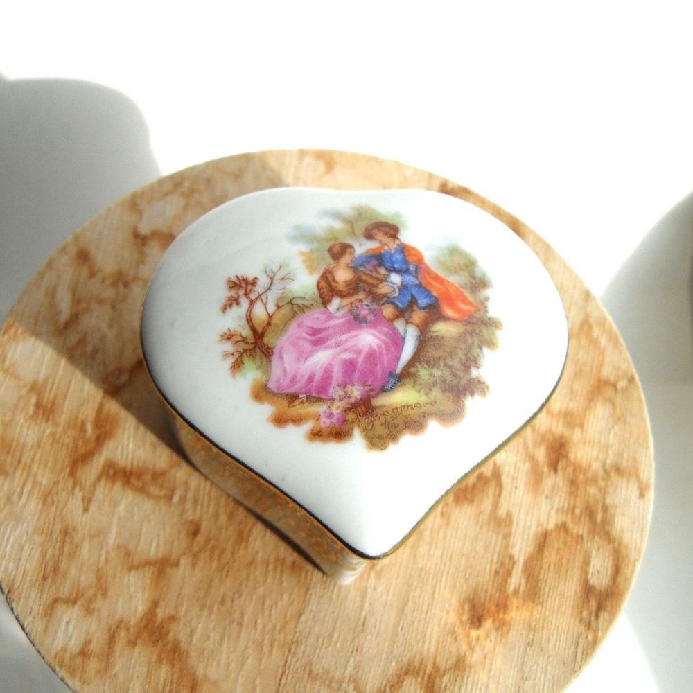 Vintage SA Limoges Trinket Gift Box Heart Porcelain Courting Couple Valentine